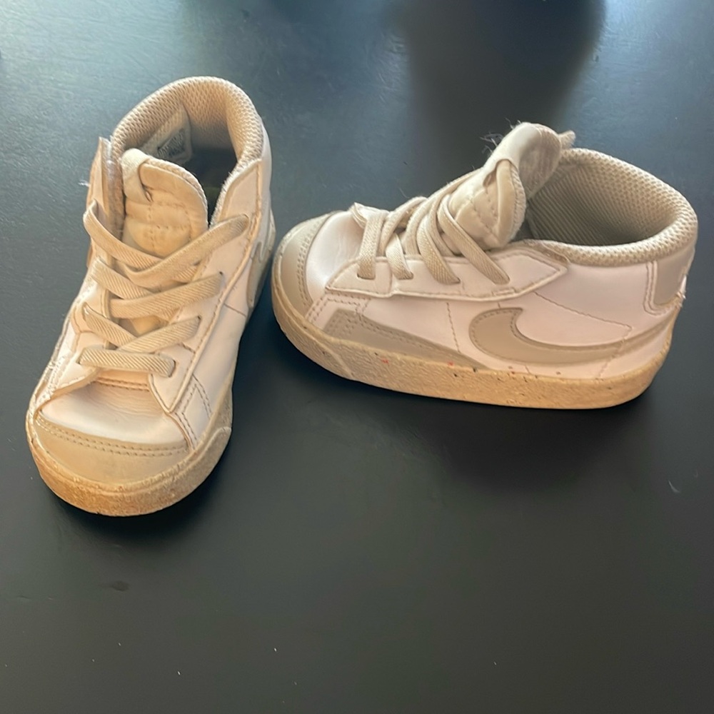 Toddler Nike shoes